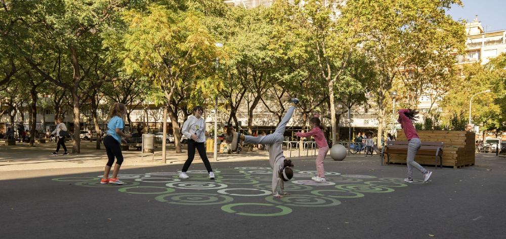 Alex Losada Ajtm Bcn zona pacificada de l'Escola Lavínia