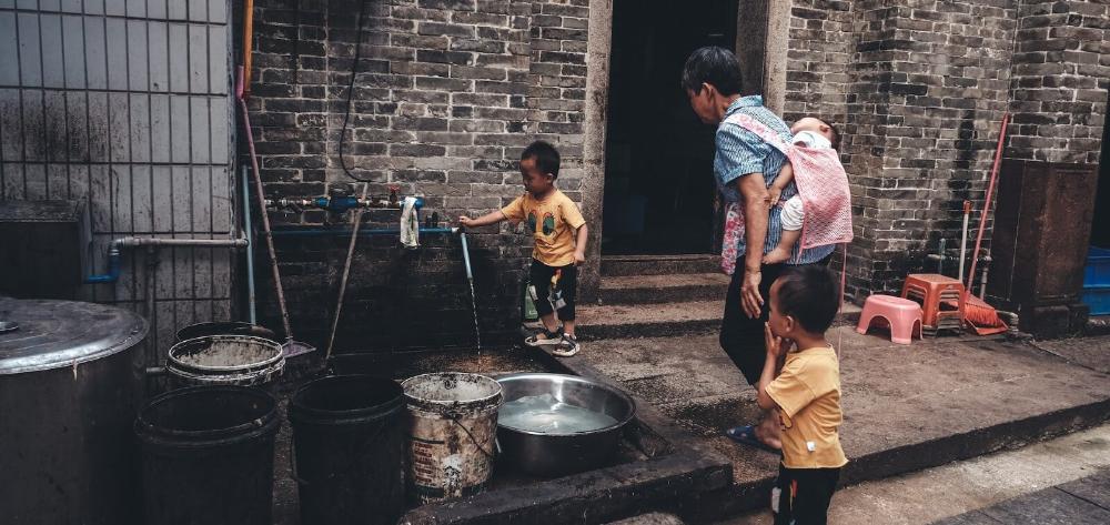 Environmental impact of bottled water 'up to 3,500 times greater than tap  water', Water