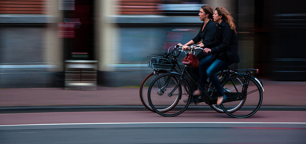 La Bicicleta Es El Medio De Transporte Urbano Que Se Asocia Con Más ...